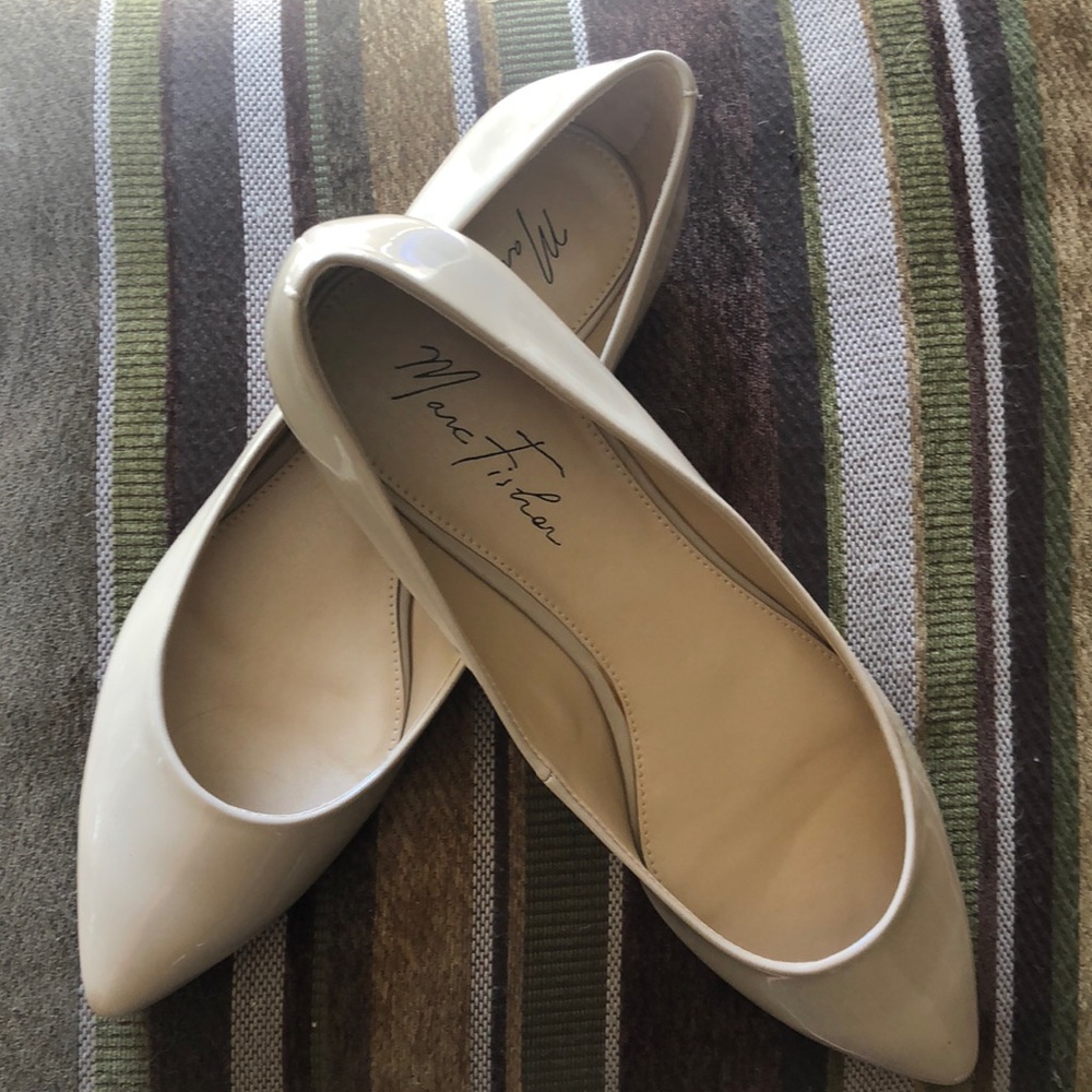 Patent leather flats